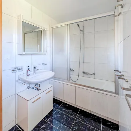 아파트 Grand Familial Et Convivial A