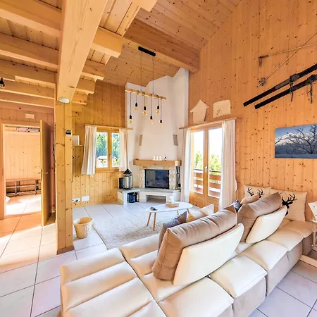Grand Chalet Familial Avec Cheminee A La Tzoumaz *