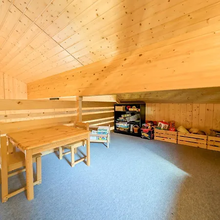 Grand Familial Et Convivial à Appartement