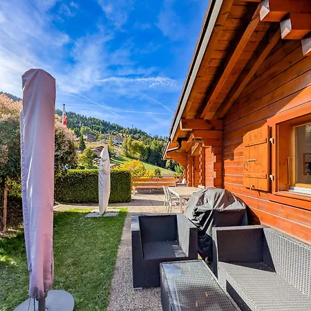 Grand Chalet Familial Avec Cheminee A La Tzoumaz